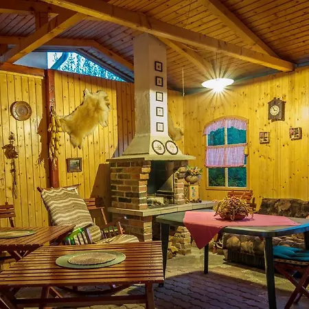 Veverica Гостевой дом Липтовски-Микулаш